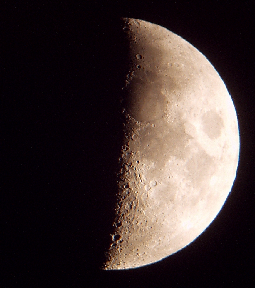 Pa020011moon.jpg (192813 oCg)